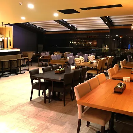 Pasaport Pier Hotel-2